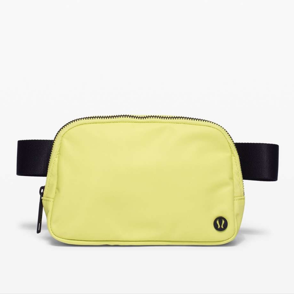 Lululemon OG Everywhere Belt Bag Lemon Vibe Yellow Black 1L